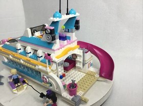 LEGO Friends Dolphin Cruiser (41015) 99.5% complete no box/Instructions