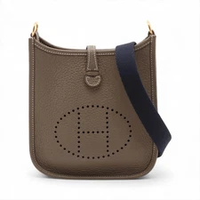 Hermès evelyn 16 TPM Amazon Taurillon Clemence Etoupe Gold Metal Fittings W: 202