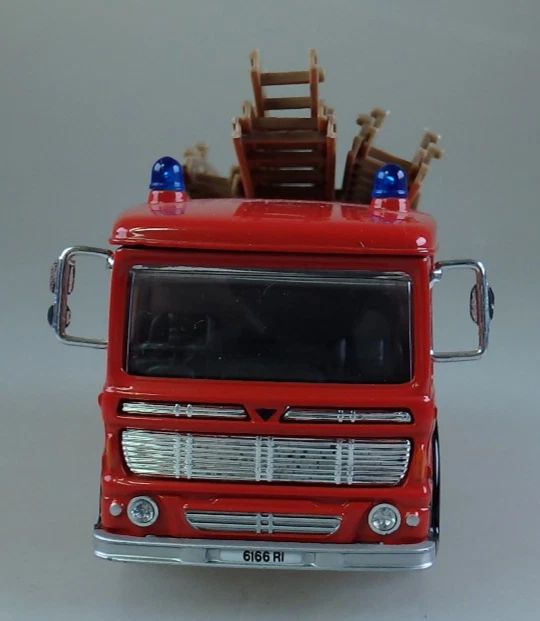 Corgi Toy  97359 Feuerwehr Dublin Fire Brigade AEC Water Tender 1993 (111362) - Bild 3 von 4