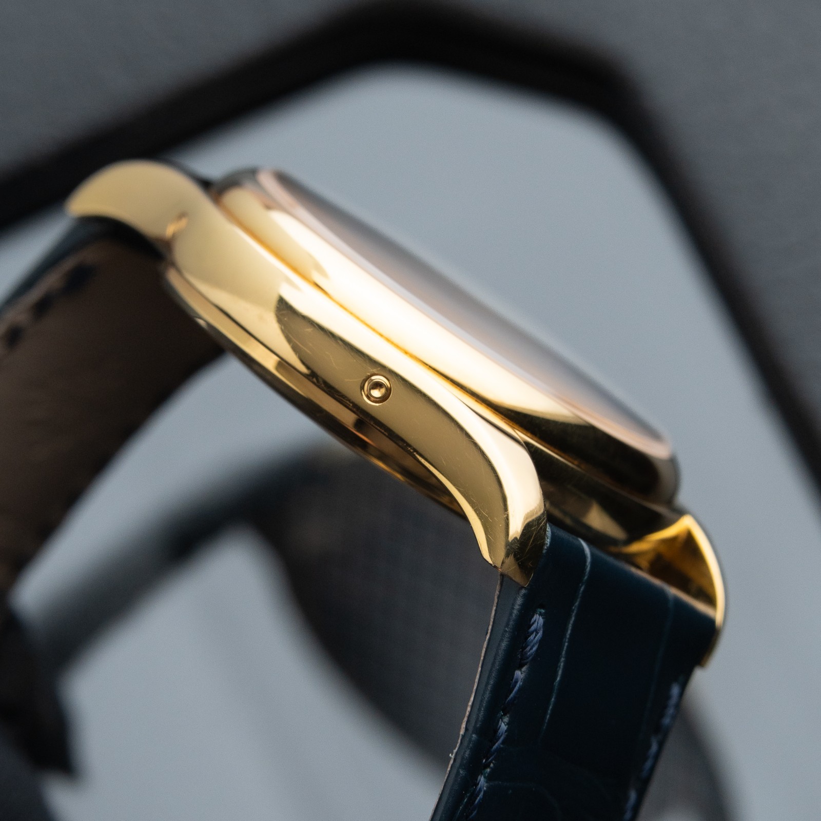 Patek Philippe Annual Calendar 5146J Moon Phase Yellow Gold Ivory Dial 39 Watch