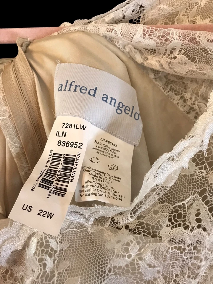 Nuevo sin etiquetas Vestido de Boda Alfred Angelo Superpuesto de Encaje Un Hombro Marfil Talla 22 W Foto 4 de 4
