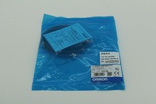 E3F2-DS30B 4-P1 Przełącznik fotoelektryczny Czujnik E3F2DS30B 4P1 Nowy w pudełku #W1