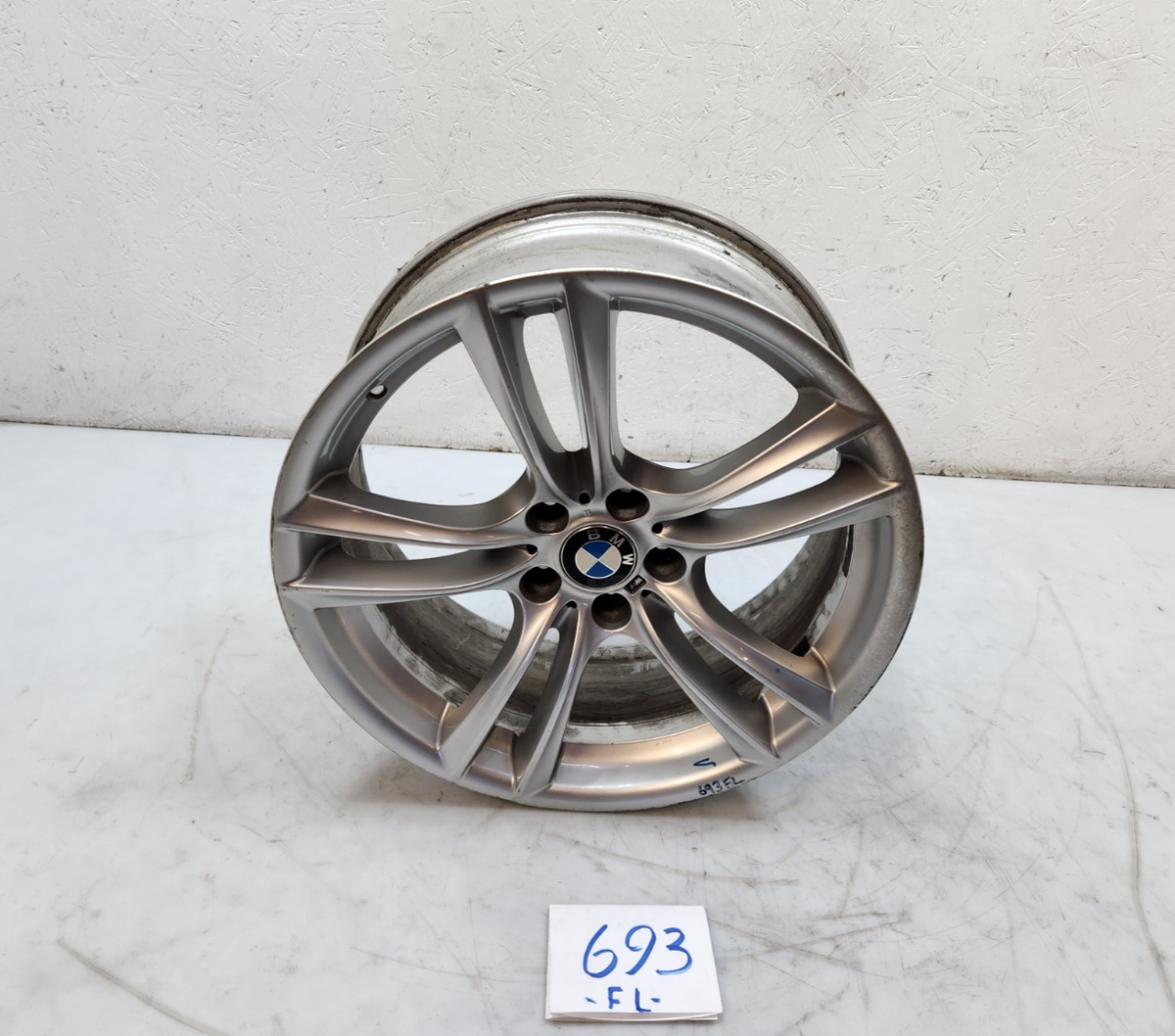1 Genuine Original BMW M5 F90 20