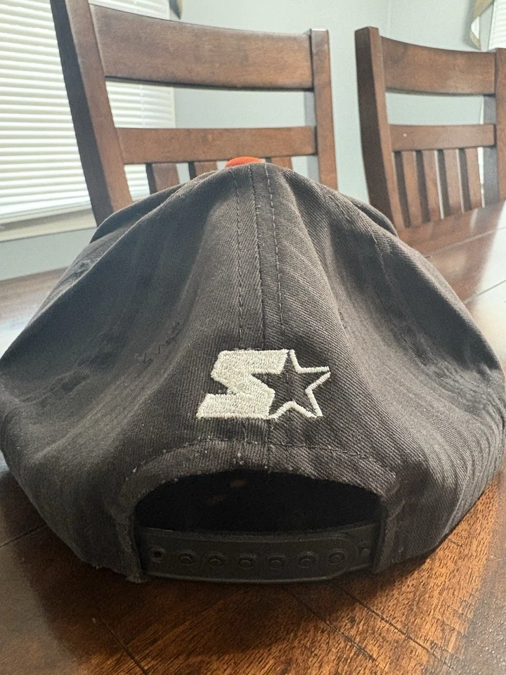 Vintage 90’s San Francisco Giants SnapBack Hat Rare Pin Stripes By Starter - Image 2 of 3