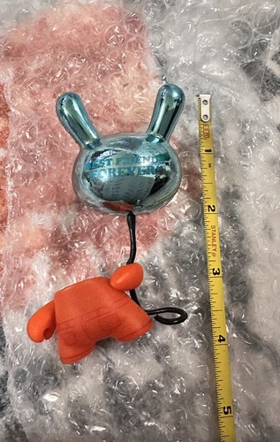 #4C Kidrobot Dunny 2010 Series Art & Poppy Travis Cain 3” art toy - Picture 6 of 6