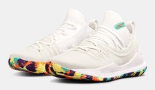 gold steph curry shoes