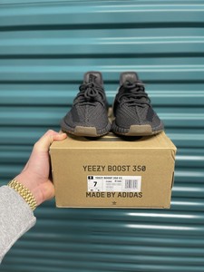 yeezy cinder size 7