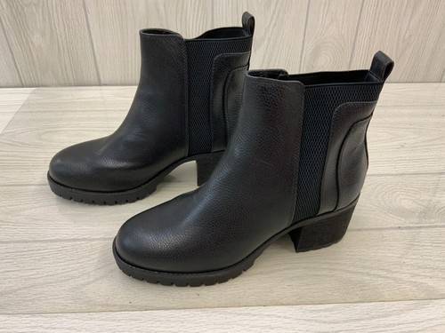 MIA Colten Chelsea Boots, Women's Size 