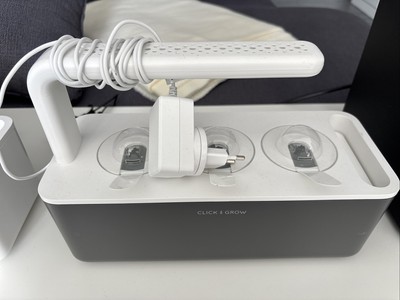 Click and Grow Growbox, Smart Garden, Einfacher als Anzuchtgerät Grau