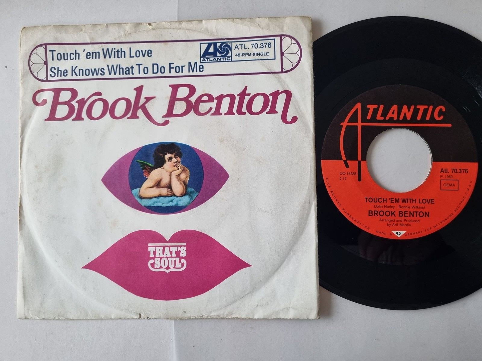 Brook Benton - Touch 'Em With Love 7'' Vinyl Germany