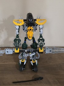 LEGO BIONICLE: Titan - Umbra (8625) 100% Complete W/ Rhotuka Spinner