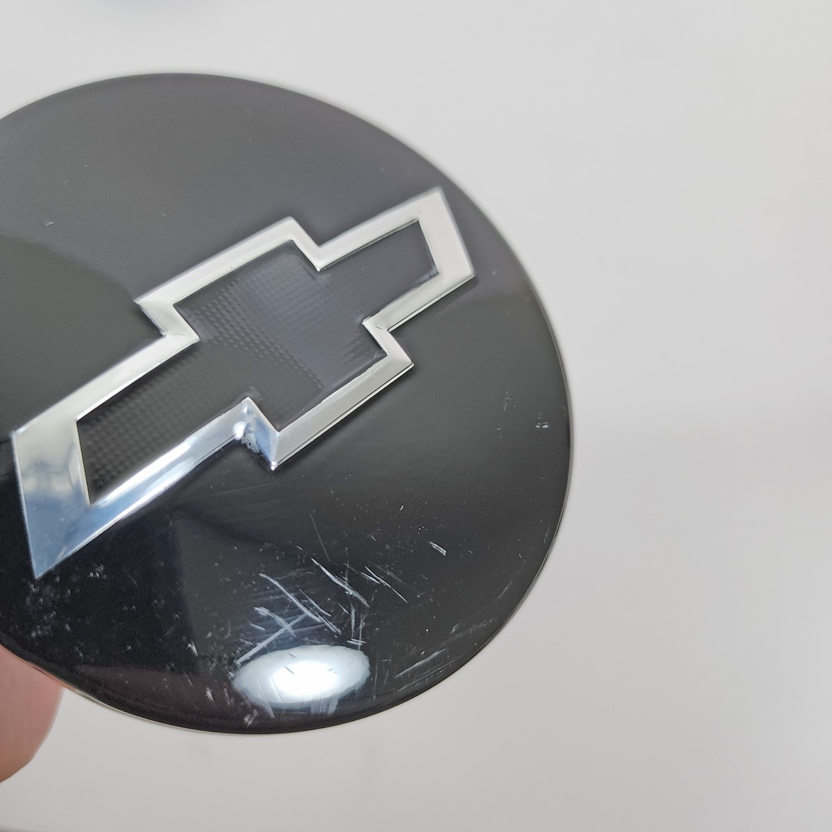 Set Di 4 Coprimozzi 83 Mm Con Bandiera Americana Nera Per Chevy GMC 2014-2020