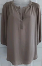 Pleione Tunic Blouse Size Medium Taupe 3/4 Balloon Sleeve Split Neck Smocked EUC