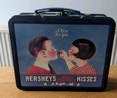 Vintage Stil Hershey's Schokolade Küsse Dose Brotdose Harvey Nichols
