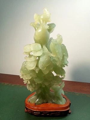 sculpture en pierre style jade-Phenix et fleurs sur socle - Photo 1/4