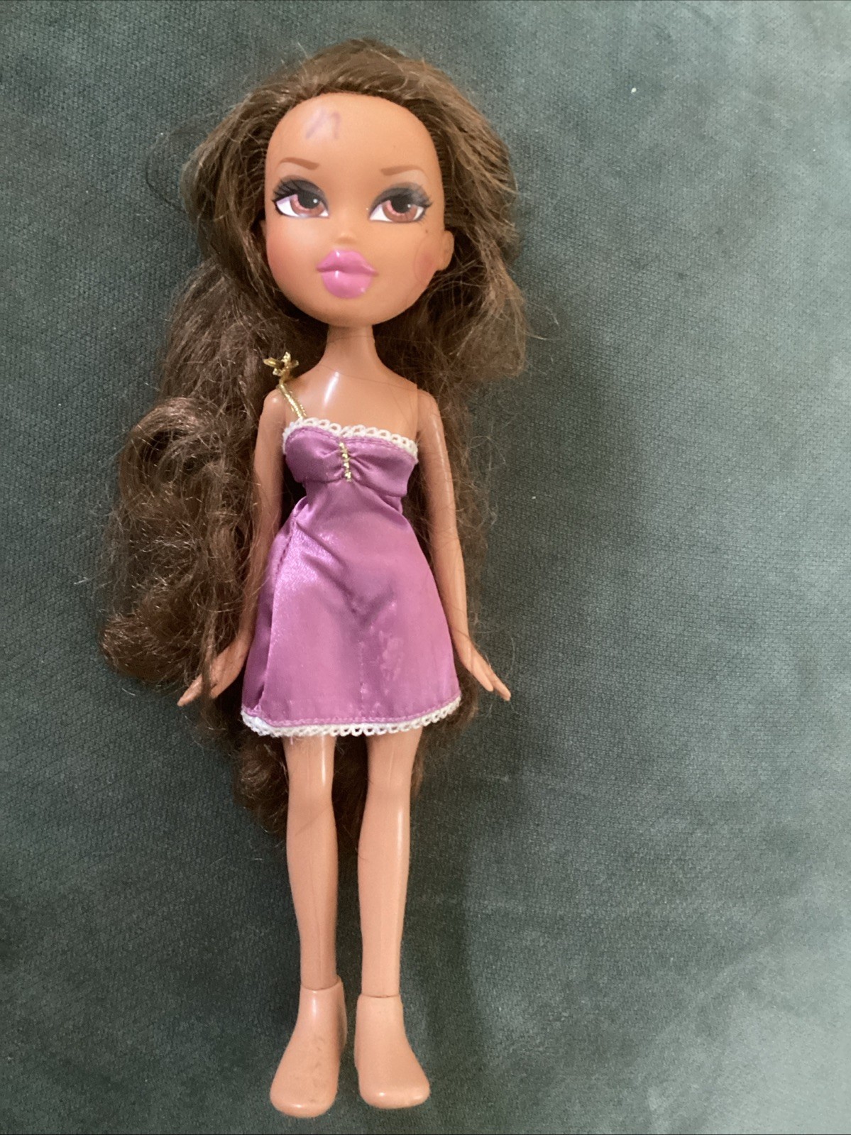 Bratz World Yasmin's House Yasmin Doll 2001 - Mark On Face