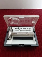 1961 Gillette G1 Adjustable Fat Boy Safety Razor Set With Case
