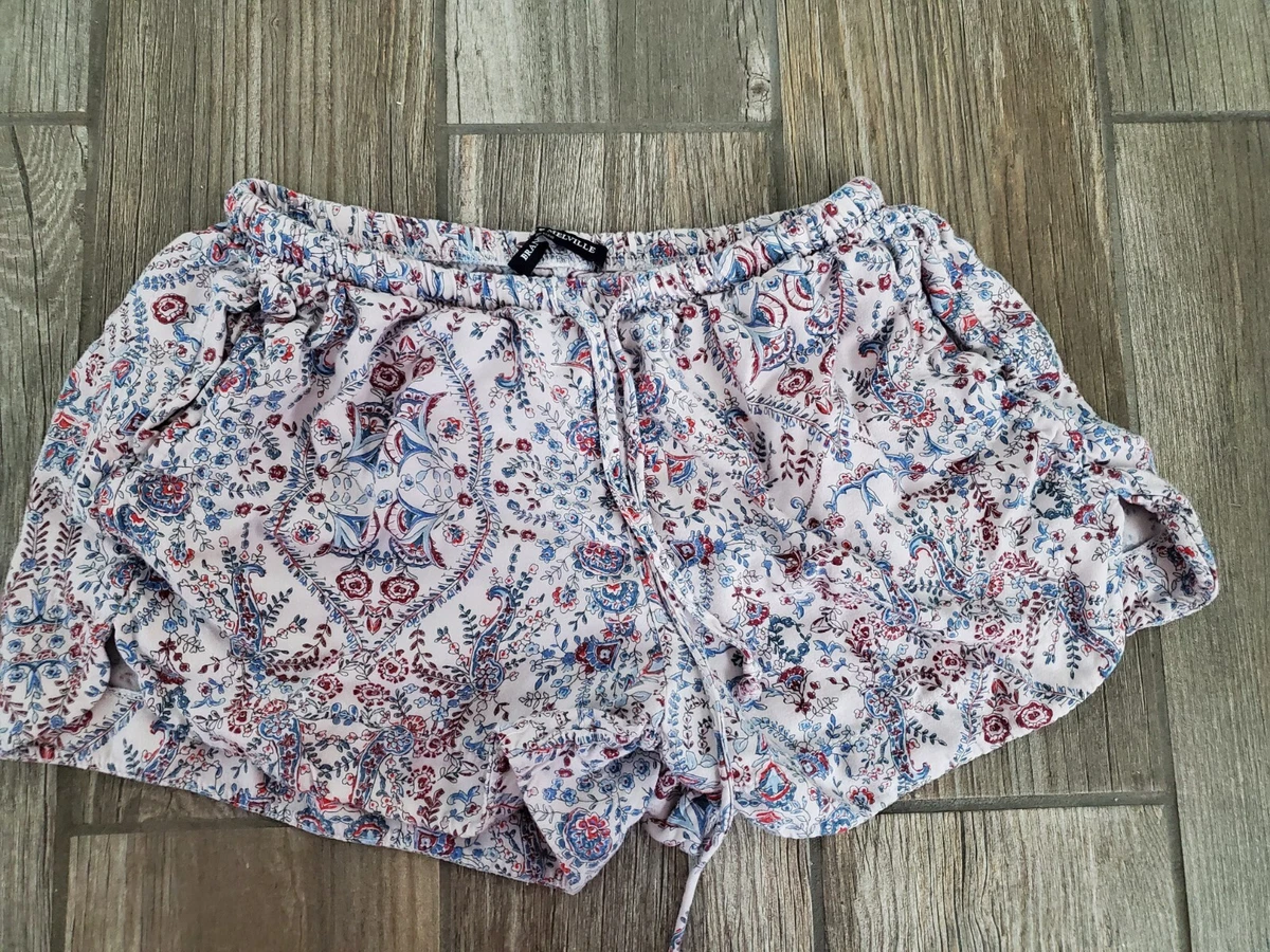 Brandy Melville Paisley Pattern Boho Shorts with Side Pockets and  Drawstring.