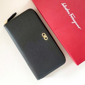 gancini zip around wallet