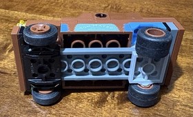 Tow Mater truck LEGO Disney Pixar Cars 2 Minifigure from set 8487