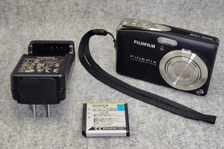 Fujifilm FinePix F50fd Digital Cameras for Sale | Shop New & Used