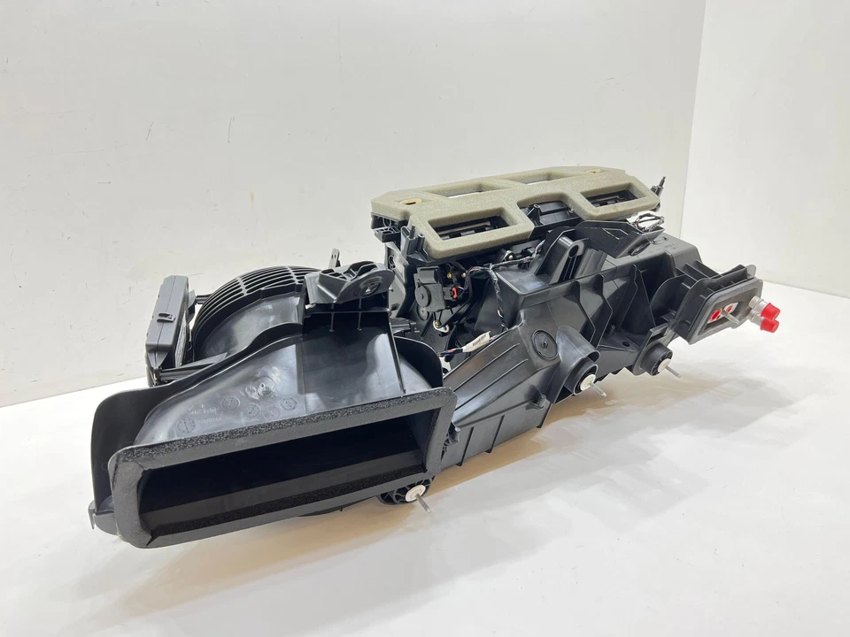 2019 - 2023 DODGE CHARGER HVAC A/C HEATER BLOWER HOUSING CASE OEM 68400512AC - Image 2 of 4