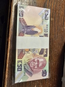 Zambia 50 Kwacha, 1986-1988 ND, P-28, UNC X 100 PCS Bundle Pack