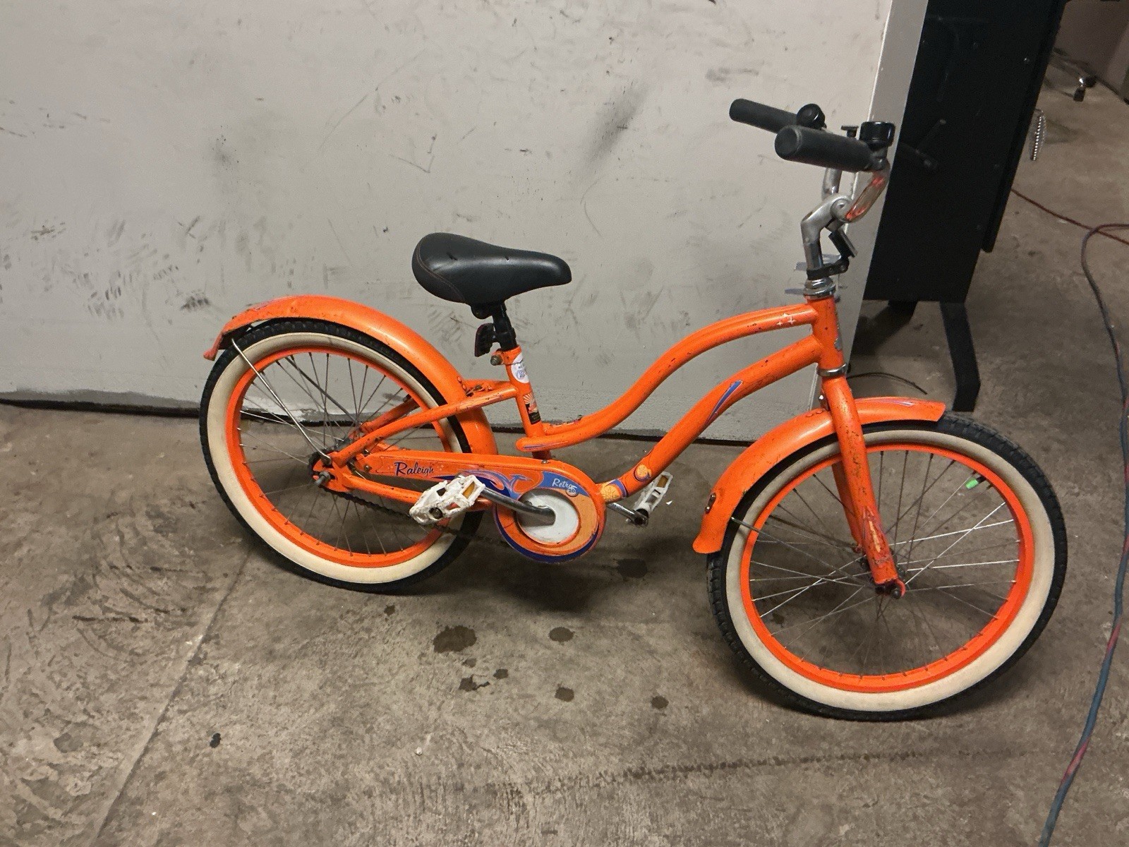 Raleigh Retro 20 Kids Bike, 20in, Orange/White, Coaster Brake, Steel