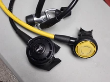 Aeris Oceanic SP5 US Diver SE 2nd Stage & Aeris A1 Octopus Used Tests good