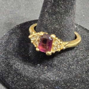 Authentic Gold Plated Cocktail Ring Womens Size 9.5 Purple Stone Clear Accent Cluster