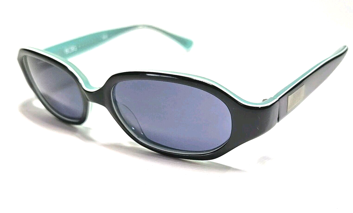 BCBG MAXAZRIA Sunglasses Narrow Thick Frame Black and Blue  display picture 3