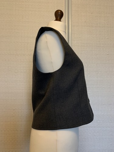 WINDSMOOR Grey Wool Crepe Waistcoat, Mother of Pearl Buttons, UK 12 - Picture 2 of 12