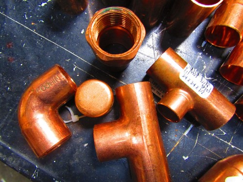 LOTE DE 80 accesorios de tubería de cobre mezclados Nibco codos de 3/4" 90 grados, 3/4" -1/2" reducir - Imagen 7 de 9