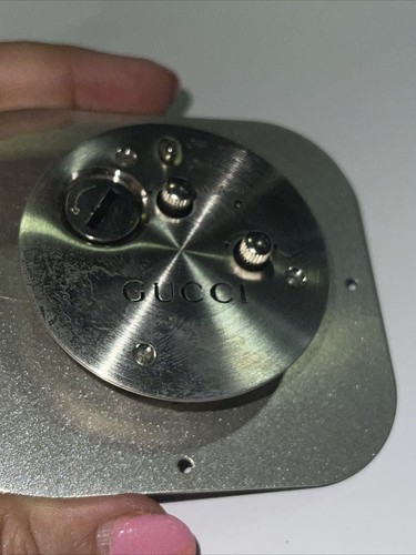 Authentic Gucci Stainless Steel Quartz Alarm Watch Movement - Picture 5 of 8