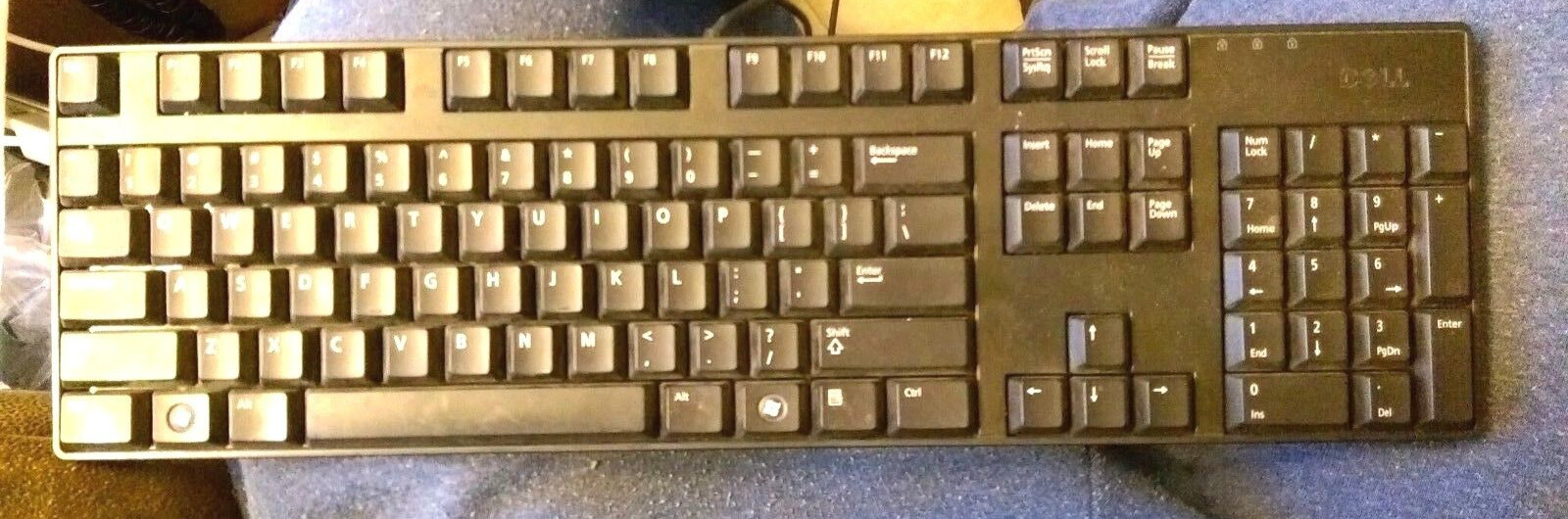 DELL L30U KEYBOARD SLIM LINE BLACK, CORDED USB w/out some minor key wear. v.g.