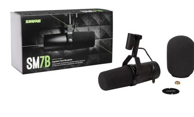 SM7B Vocal Dynamic Microphone   XLR Studio Mic for Podcasting, Recording, Bro...