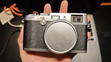 -95 new Fujifilm X100 12.3MP APS-C CMOS EXR 4x Optical Zoom Digital Camera