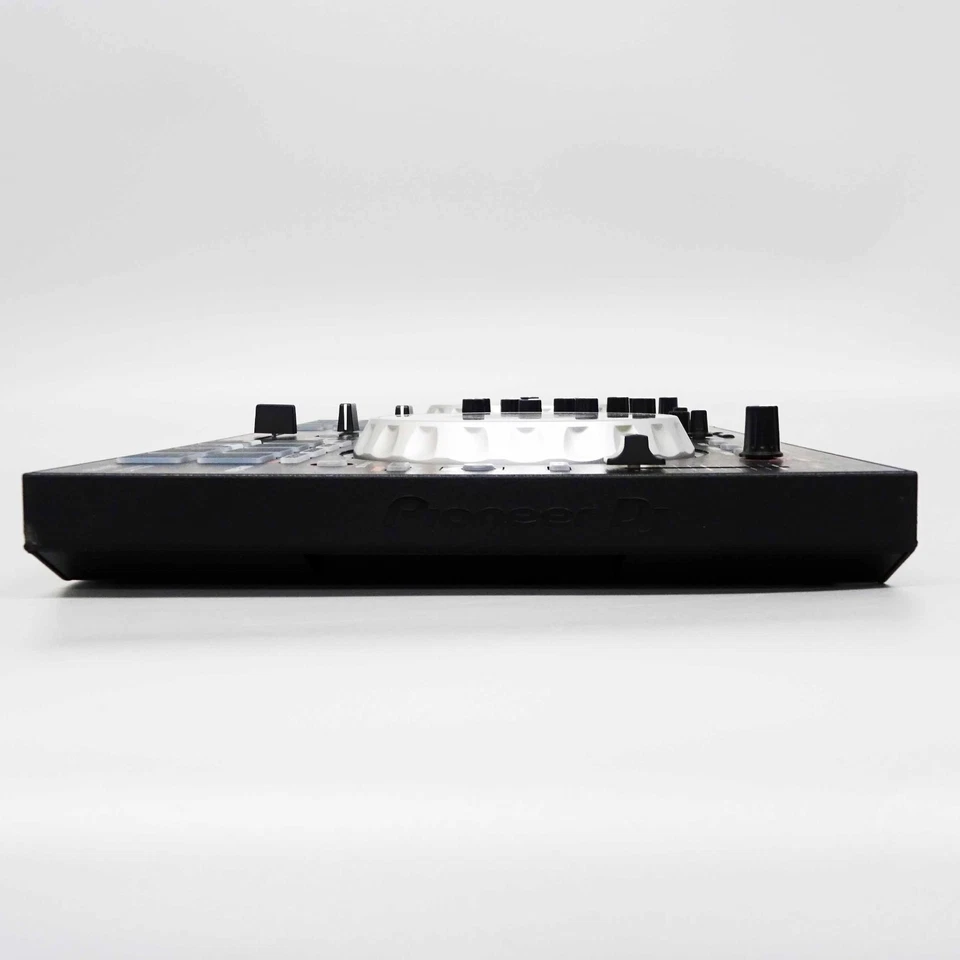 Pioneer DJ DDJ-SB2 Black DJ Controller 2-Channel Serato DJ Pro DDJSB2 Japan Used - Image 3 of 4