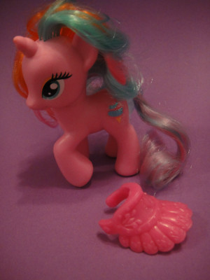 my little pony  FIM Friendship is Magic Sweetie Swirl 2011 Rarity's Carousel Bo