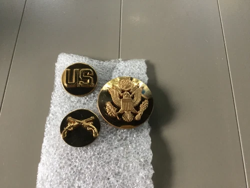 WW2 Era US Military Army Eagle Insignia Emblem Brass Hat Cap Badge Pin lot of 3