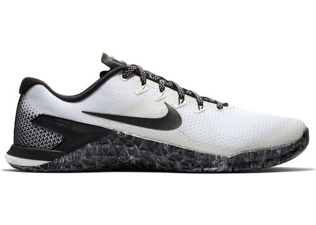 nike metcon 4 white black sail