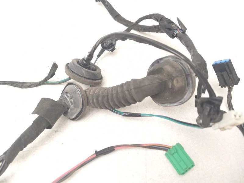 Chicote de fios para porta traseira calibre Dodge 2007 - 2012 - Imagem 2 de 4