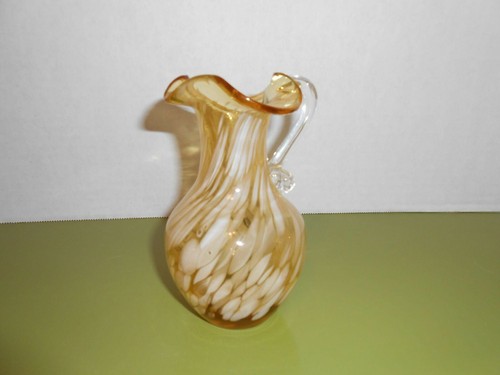 Blenko? Mini Pitcher Hand Blown with Applied Handle - Picture 7 of 7