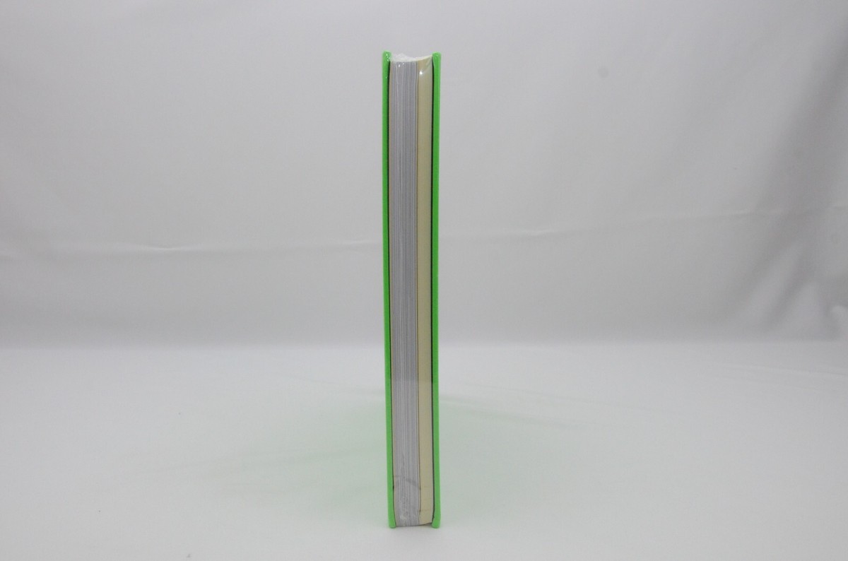 洋書 SOMETHING'S OFF by TASCHEN s-l1200.jpg