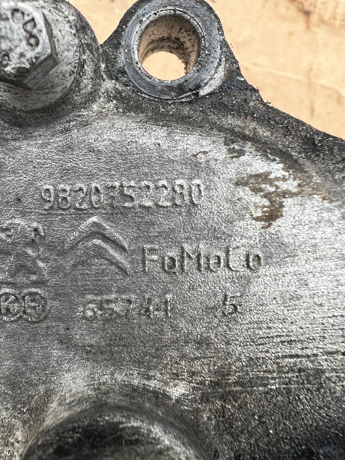 2017 Citroen Relay 2.0 Euro 6. Oil Pump/Fuel Pump Carrier 9674992180/