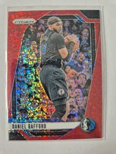 2024-25 Panini Prizm #124 Daniel Gafford Prizms Red Sparkle
