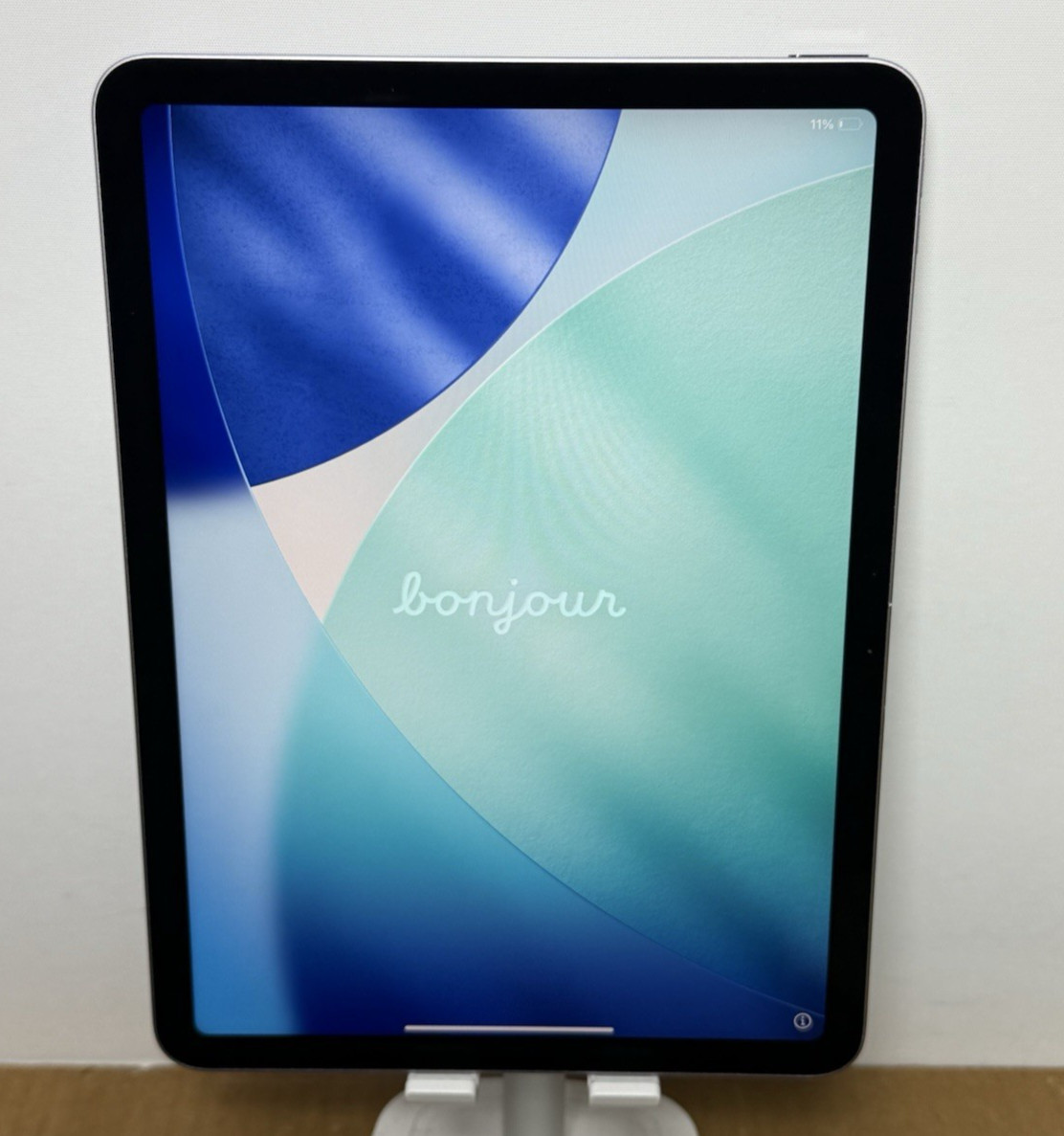 Apple iPad Air 11" M3 128GB Purple MCA04LL/A WiFi Only, 100% battery