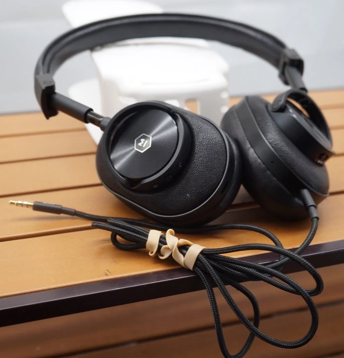 Master & Dynamic MW60 Wireless Bluetooth Foldable Headphones Confirmed Operation - Image 2 of 4