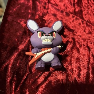 Five Nights at Freddys FNAF Funko Mystery Minis Guitar Bonnie Hot Topic Exc