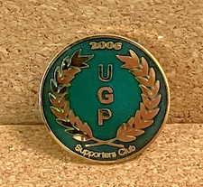 COLLECTIBLE ENAMEL ULSTER GRAND PRIX 2006 SUPPORTERS CLUB BADGE (70)
